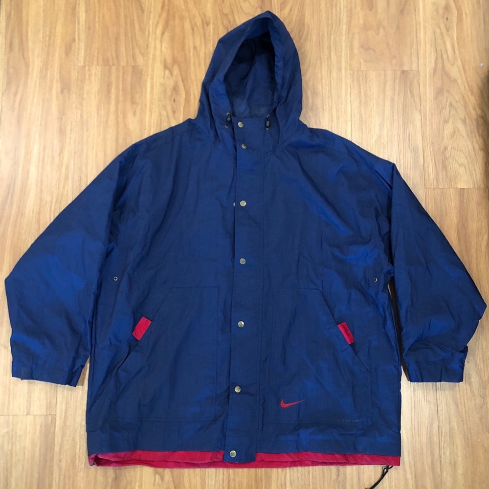 Nike Men’s Vintage jacket white tag
